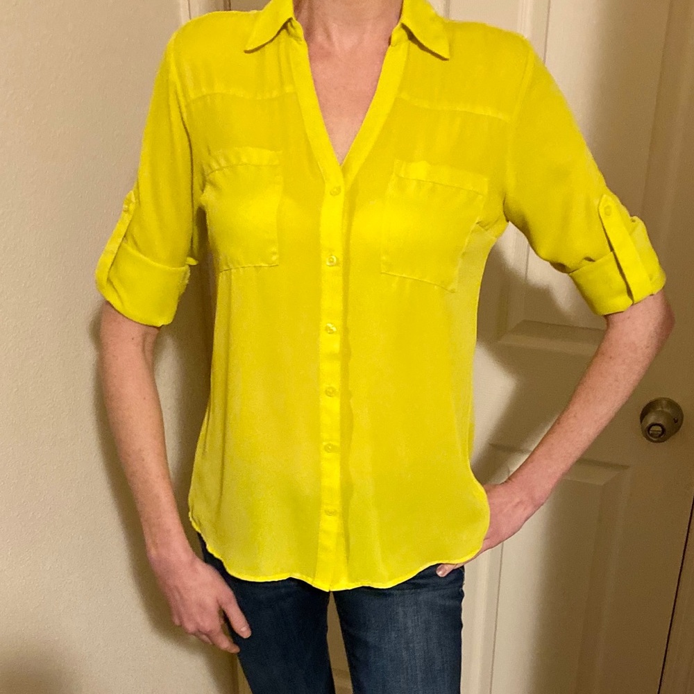 Express portofino button up top neon yellow small
